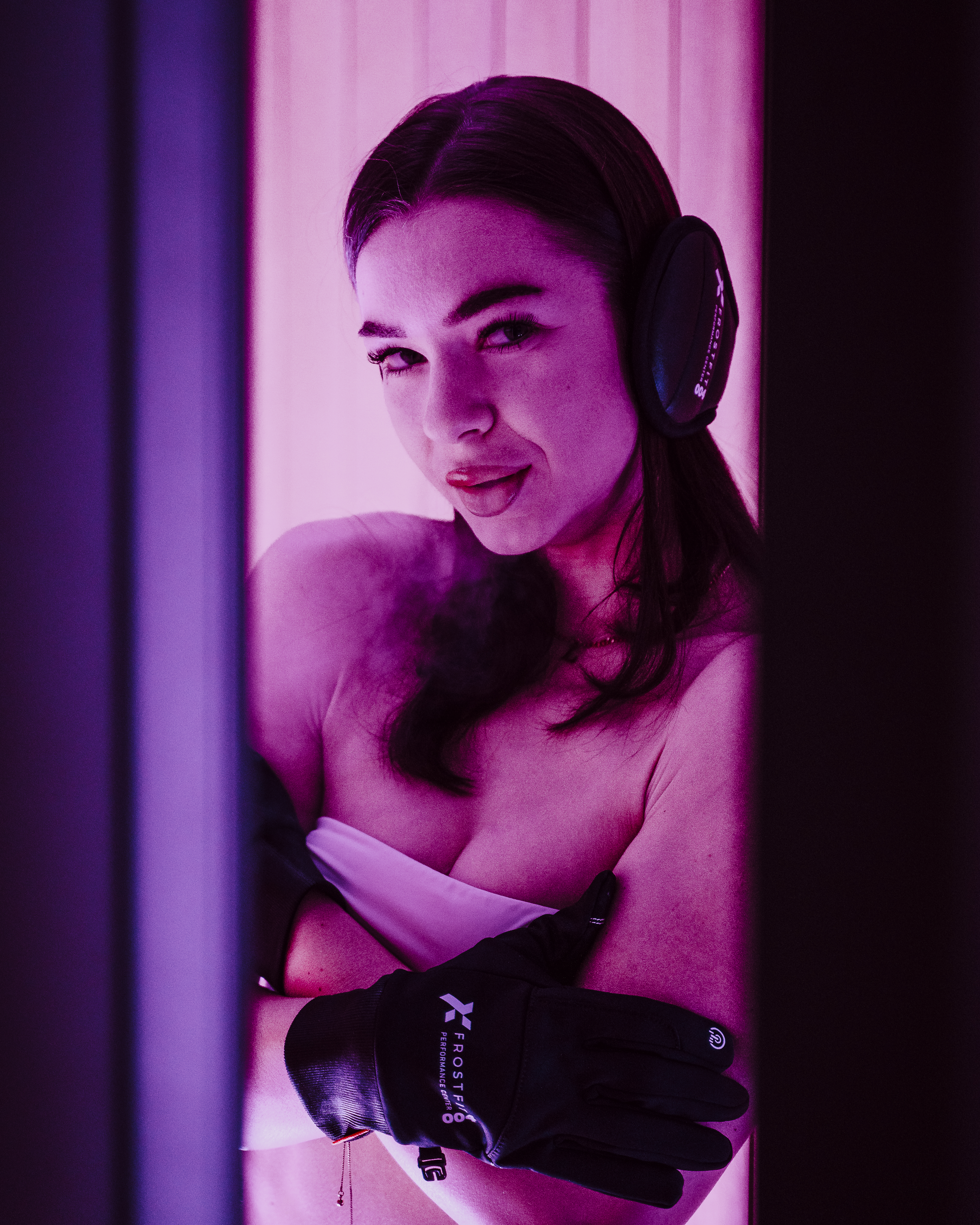 Cryosauna-related recovery mood image near the bottom of the page